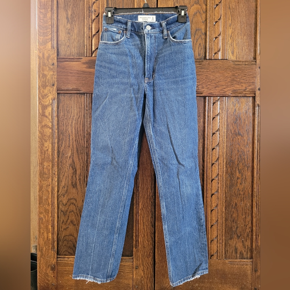 Abercrombie & Fitch 90s Straight Ultra High Rise